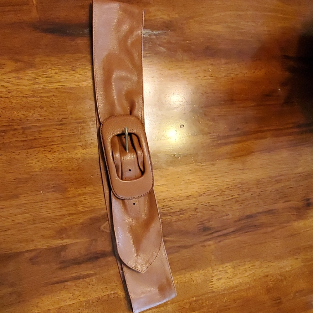 Chicos soft leather belt Cognac color